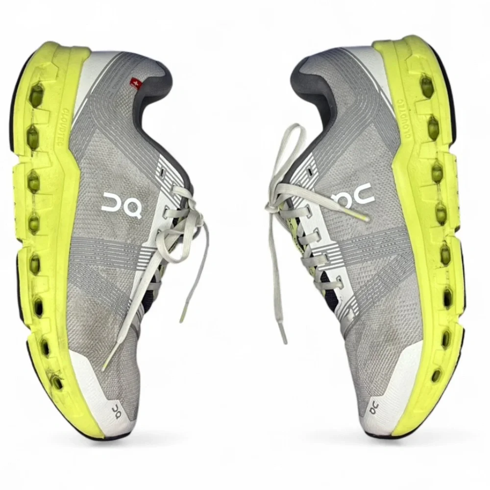 Women’s ON Cloudgo Women’s Road Running Shoes - Size 8.5 White/Meadow Green